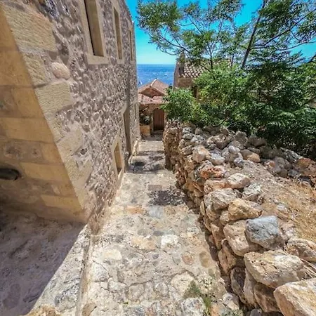 κyma Mansion In Holiday home