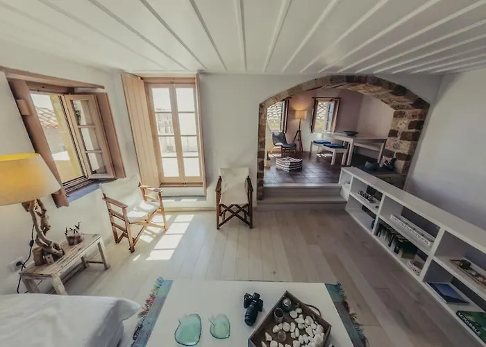 κyma Mansion In Vakantiehuis