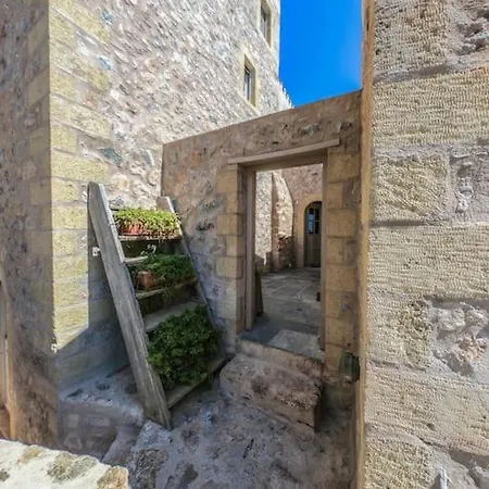 κyma Mansion In